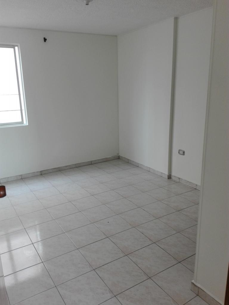 Confinca arriendo penthouse provenza edificio boracoa