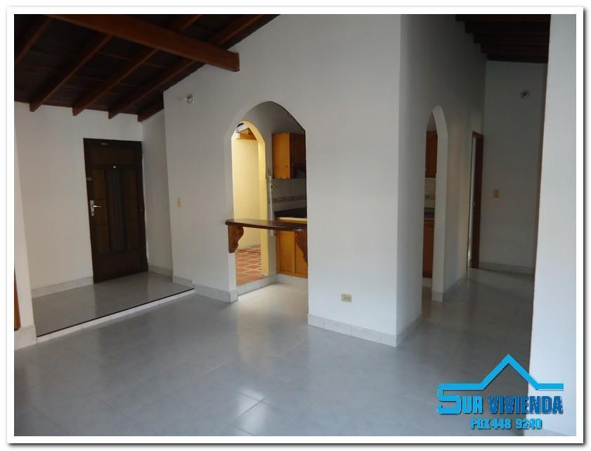 SE ARRIENDA APARTAMENTO EN