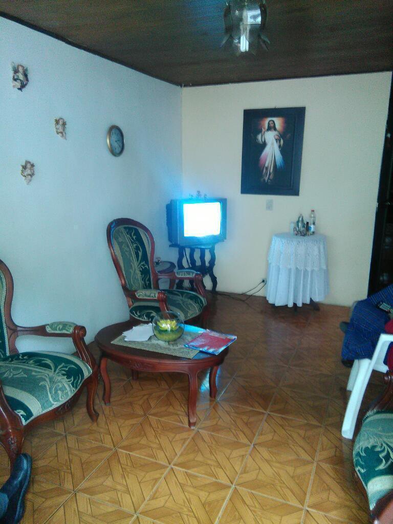 Vendo Casa en La Carola