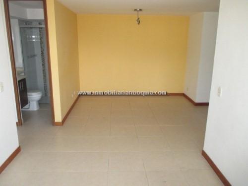 VENTA DE HERMOSO APARTAMENTO, BELEN COD. 753