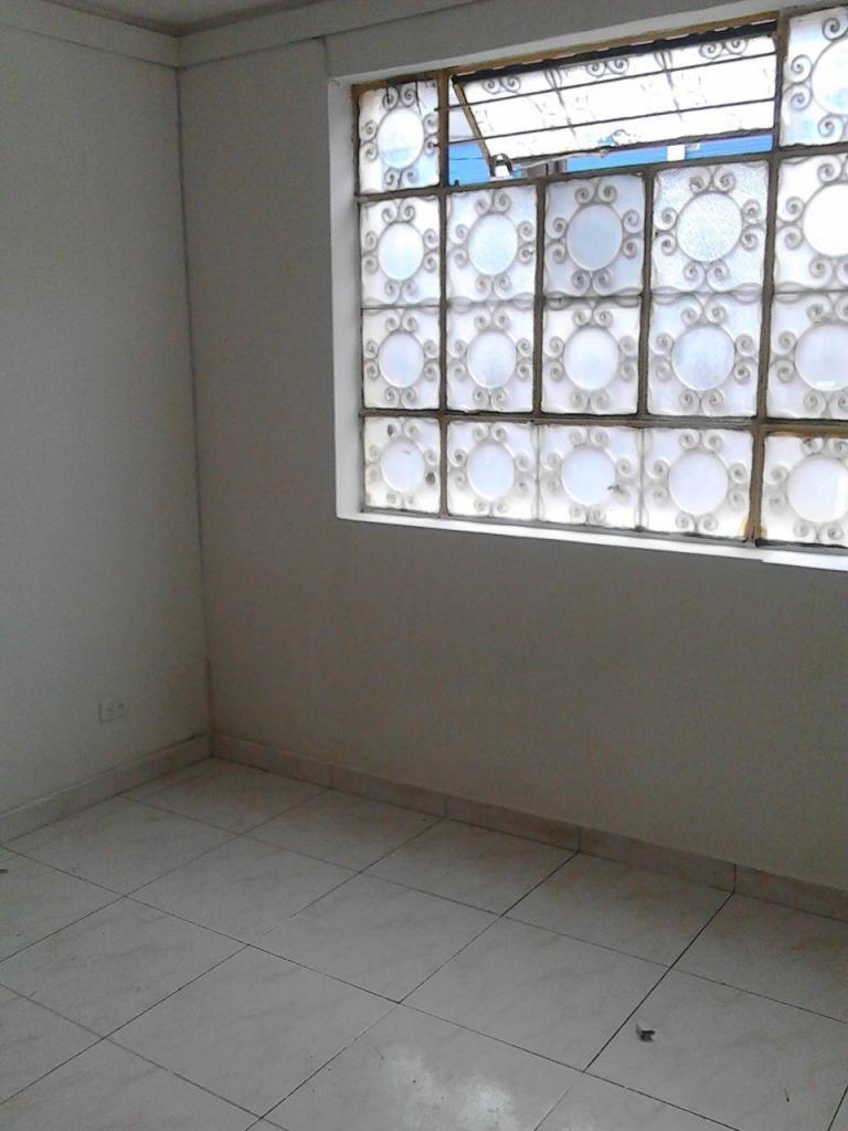 ARRIENDO LOCAL PARA OFICINA