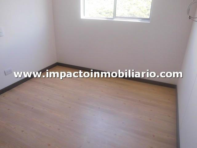 EN ALQUILER APARTAMENTO EN LOS COLORES COD. 10630 ds