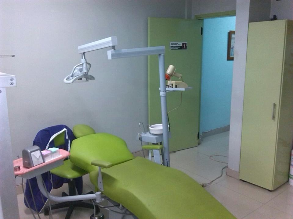 Se Alquila Unidad Odontologica En Consultorio