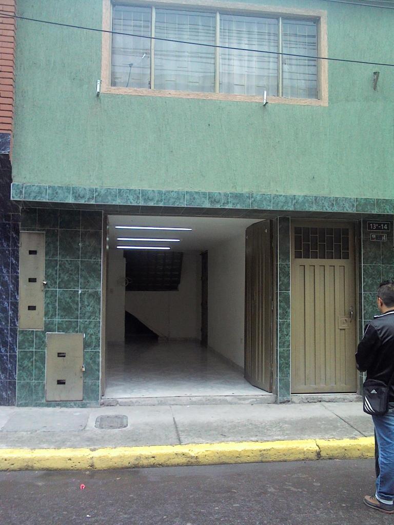 ARRIENDO LOCAL COMERCIAL UBICADISIMO