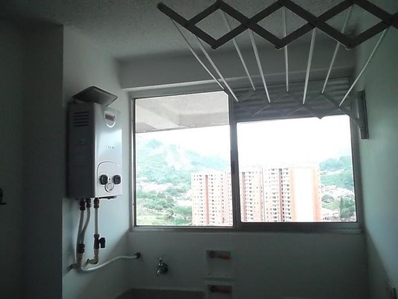 Cod. ABCON22168 Apartamento En Arriendo En Medellin Loma De Los Bernal