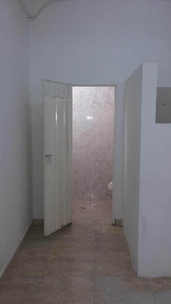 arriendo local comercial bien ubicado barrio comuneros