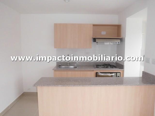 EN ALQUILER APARTAMENTO EN LOS COLORES COD. 10693 DS