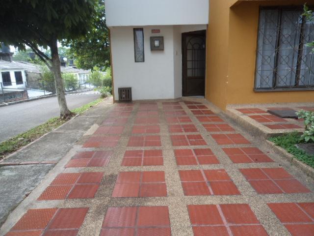 VENDO CASA ESQUINERA CONJUNTO BOSQUES DE VIZCAYA $195.000.000