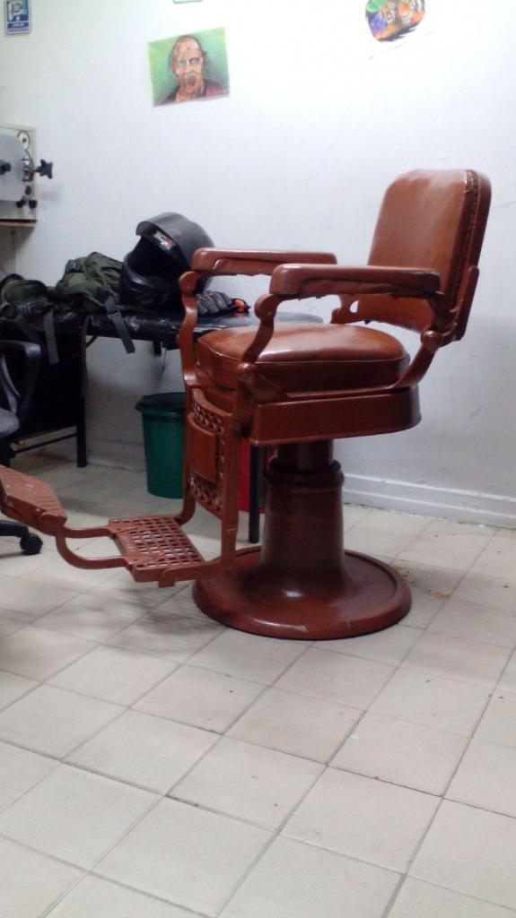 arriendo barberia peluqueria ya montada ganga