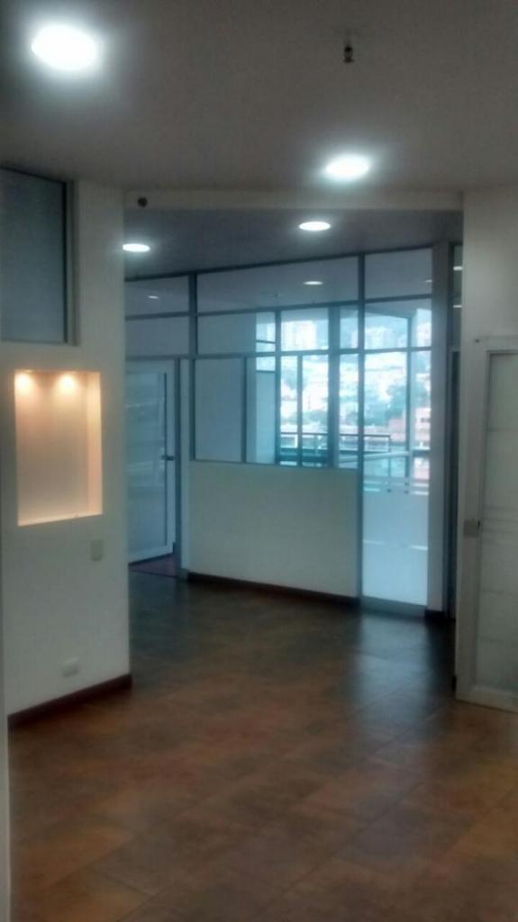 ARRIENDO DE OFICINAS EN NORTE BOGOTA 771151