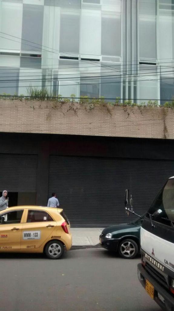 Código: 247147 SE ARRIENDA BODEGA RICAURTE