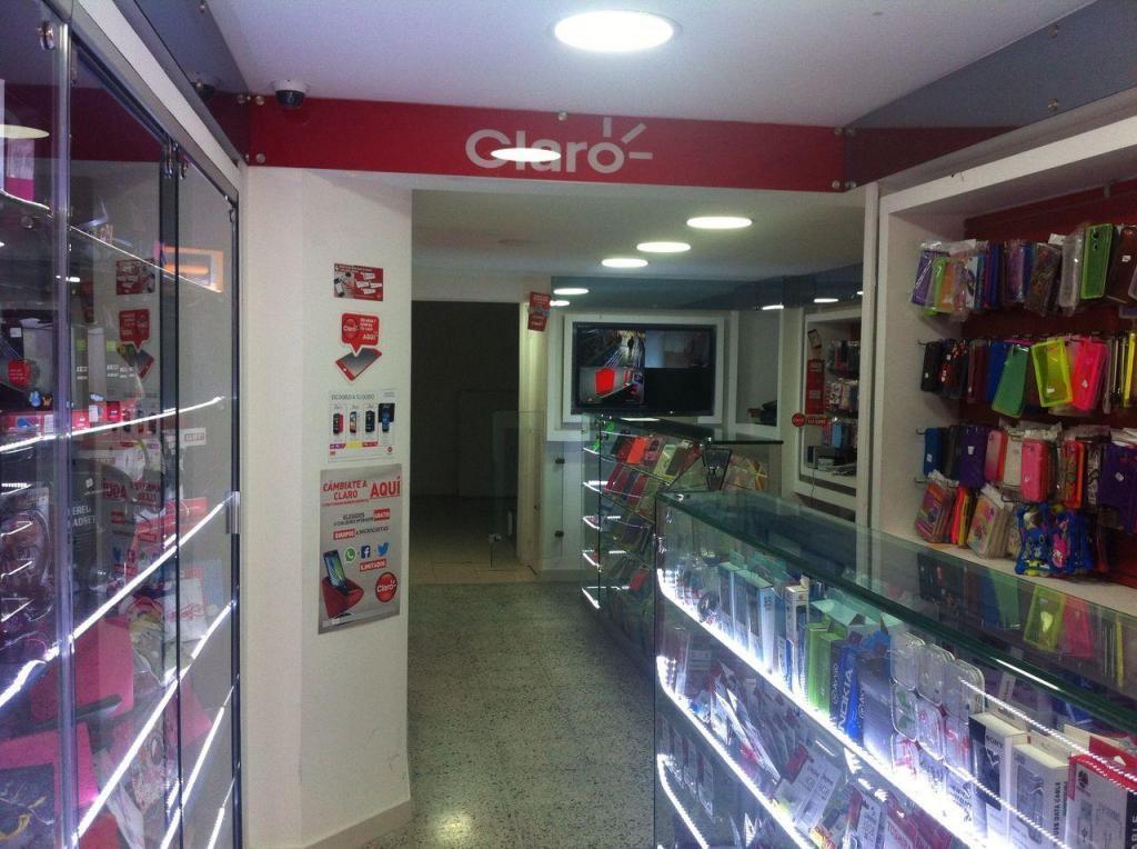 Venta negocio de Celulares y accesorios CLARO en zona comercial de Quirigua