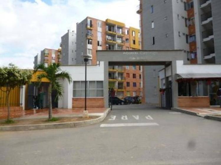 SE ARRIENDA HERMOSO APARTAMENTO PARA ESTRENAR !!