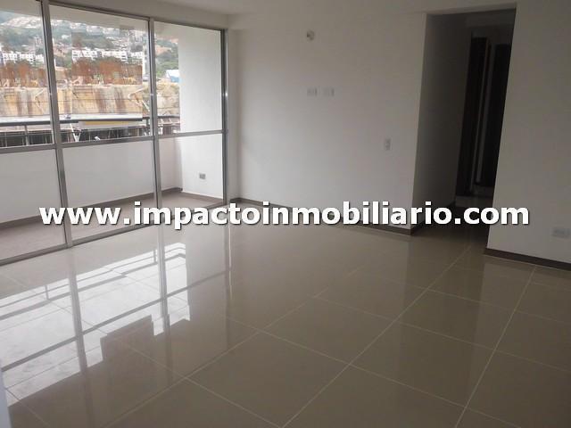 EN ALQUILER APARTAMENTO EN LOS COLORES COD. 10693