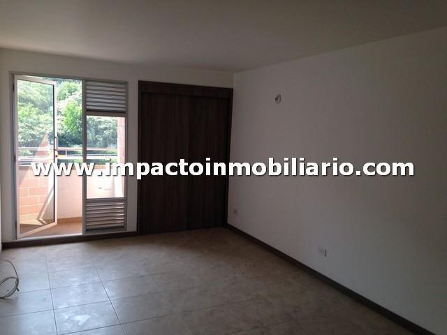 EN ALQUILER APARTAMENTO EN ROBLEDO . 10710 dsf