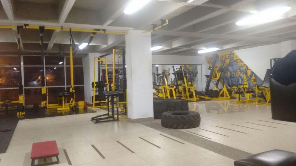 SE VENDE GIMNASIO DEPORTIVO, MOTIVO IMPOSIBILIDAD DE ATENDERLO