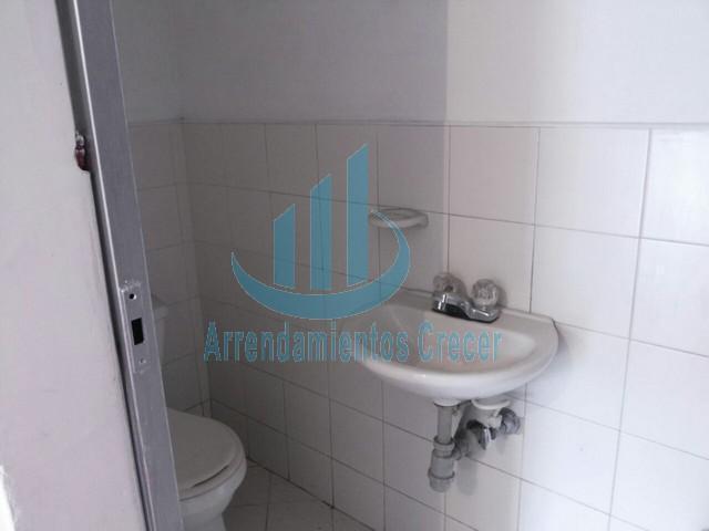 ARRIENDO DE LOCALES EN LAURELES CENTROCCIDENTAL MEDELLIN 698531