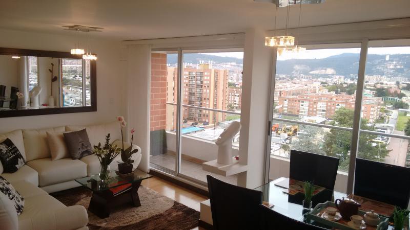 Cod. VBAPP2119 Apartamento En Venta En Bogota Portales Del Monte