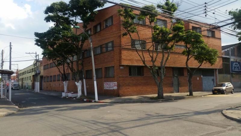 Cod. ABGGI1149 Bodega En Arriendo/venta En  Popular