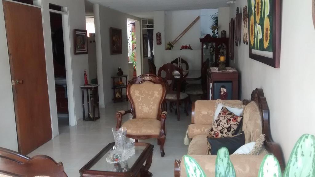 VENDO EXCELENTE CASA GRANDE EN LA ALDEA CAMPESTRE VILLAGORGONA