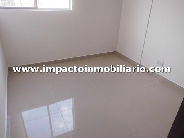 EN ALQUILER APARTAMENTO EN LOS COLORES COD. 10735 DFD