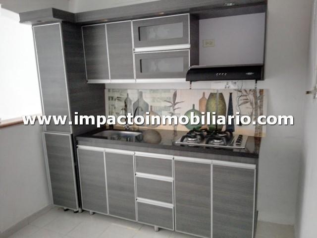 EN ALQUILER CASA EN ROBLEDO COD. 10734 DER