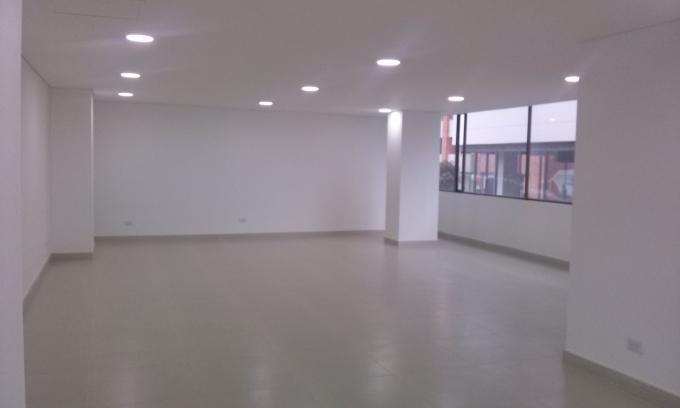 ARRIENDO DE OFICINAS EN SANTA BARBARA OCCIDENTAL NORTE BOGOTA 74152