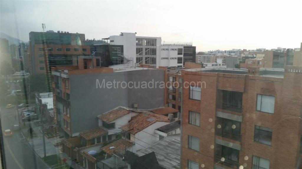 Consultorio en venta en bella suiza 9451373255