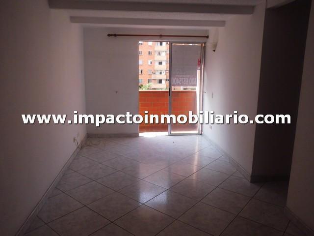 EN ARRIENDO APARTAMENTO EN LOS COLORES CD. 10729 fgd