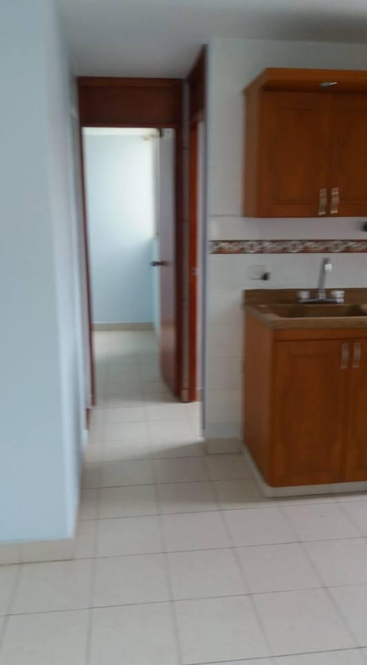 VENTA APTO 7mo PISO EN UNIDAD CERRADA