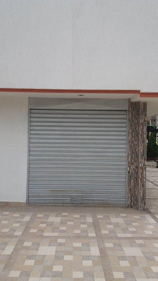 ARRIENDO LOCAL ESQUINERO EN VILLA REGINA