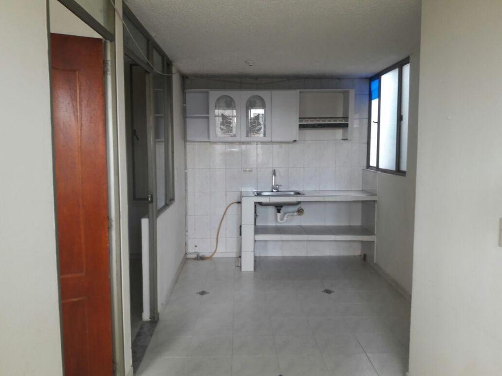 ARRIENDO APTO ALAMOS NORTE