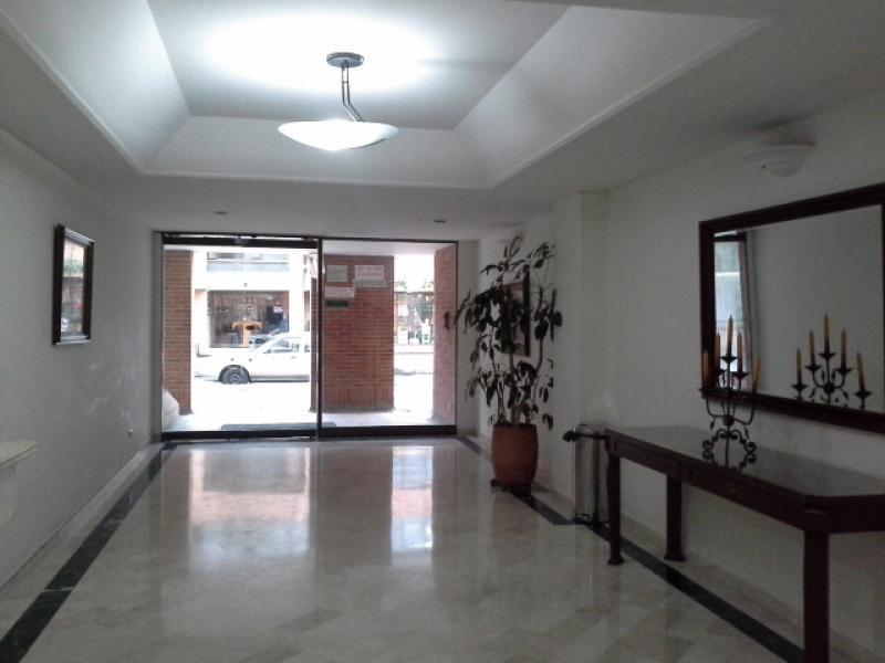Cod. ABMIL2261 Oficina En Arriendo/venta En Bogota Chico Norte