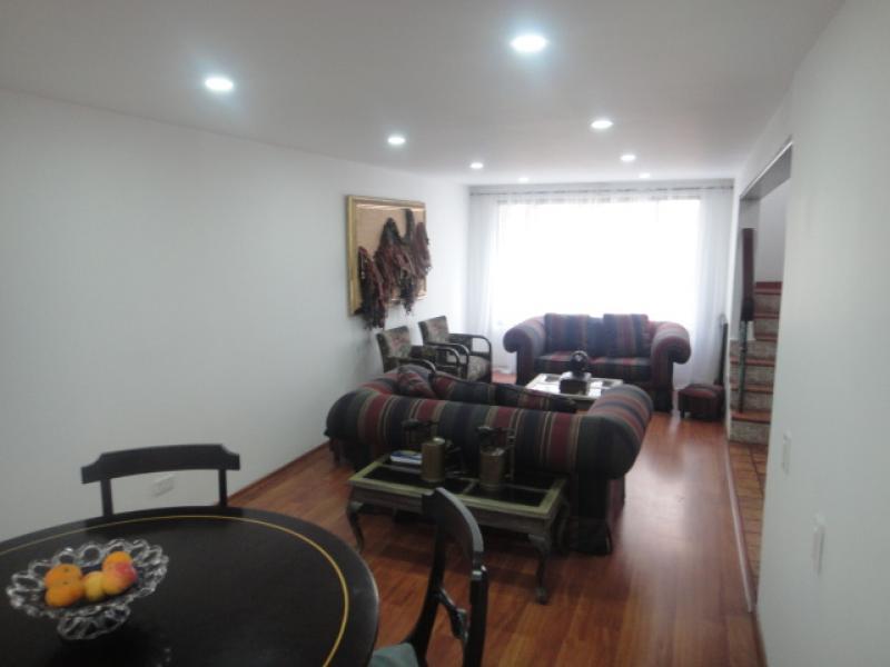 Cod. VBMIL2730 Casa En Venta En Bogota BelmiraUsaquén