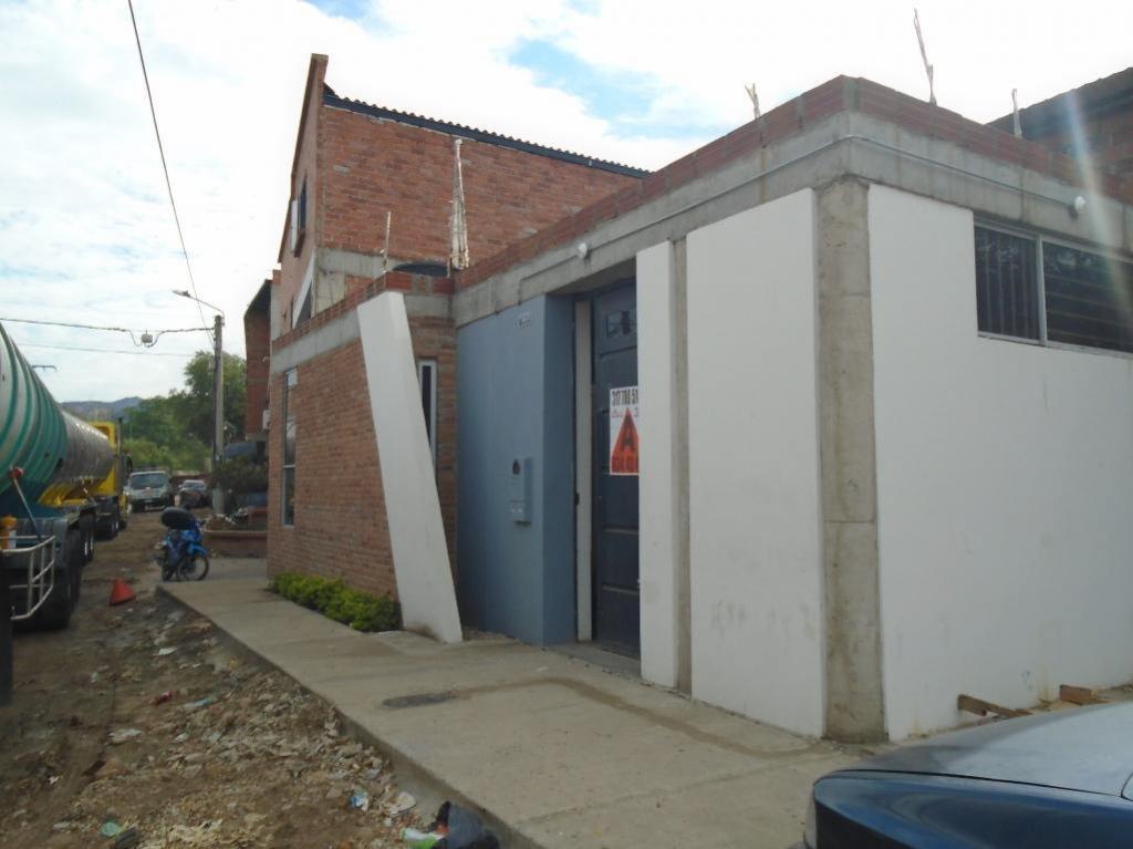 ARRIENDO BODEGA CHIMITA GIRON 75 MT2