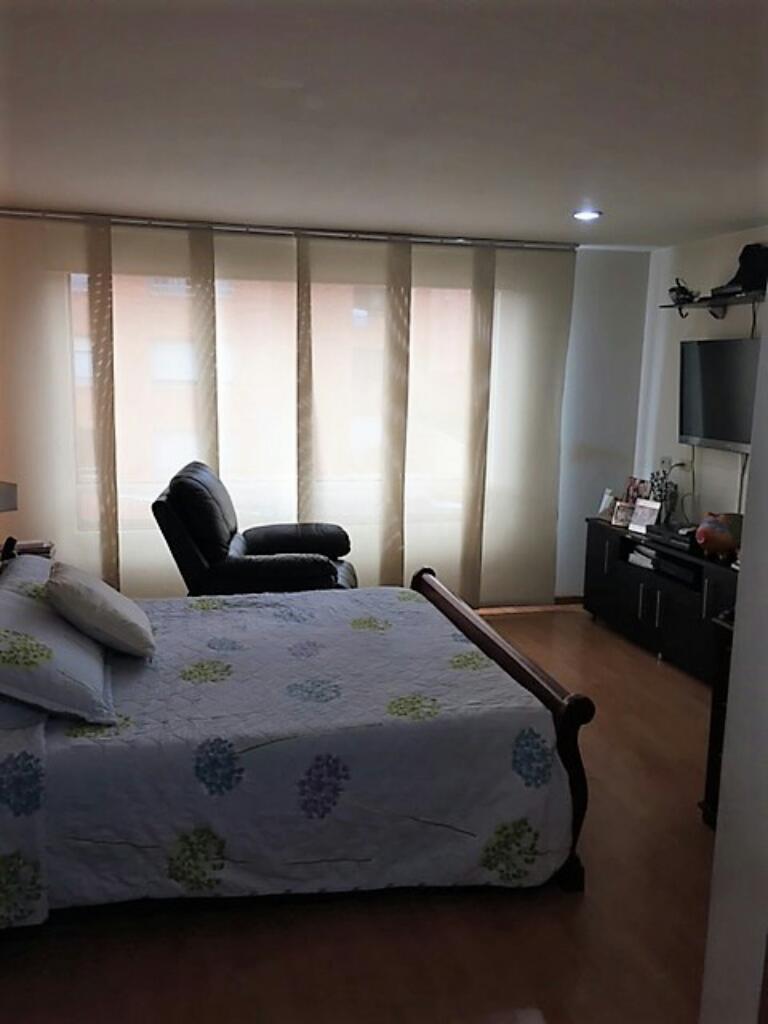 Apartamento en La Calleja Club House