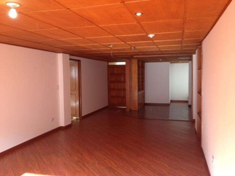 Cod. VBMIL2215 Apartamento En Venta En Bogota Santa Barbara