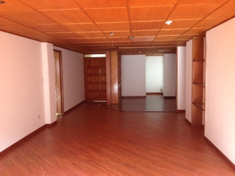 Cod. VBMIL2215 Apartamento En Venta En Bogota Santa Barbara