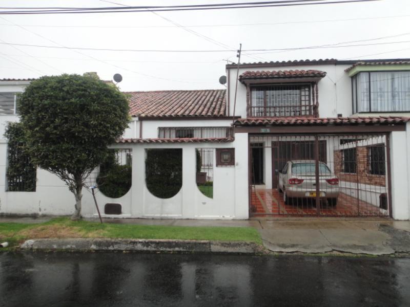 Cod. VBMIL2492 Casa En Venta En Bogota Las Villas