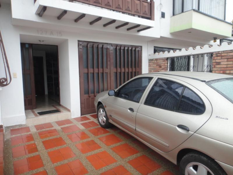 Cod. VBMIL2492 Casa En Venta En Bogota Las Villas