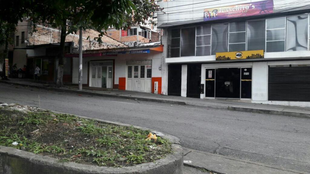 Arriendo Local Comercial en La Calle 15