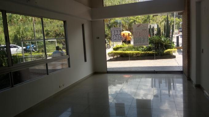 ARRIENDO DE LOCALES EN POBLADO ALTOS DELPOBLADO SUR ORIENTAL MEDELLIN 4475133