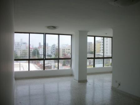 Apartamento en Arriendo en Altos de Riomar 48943