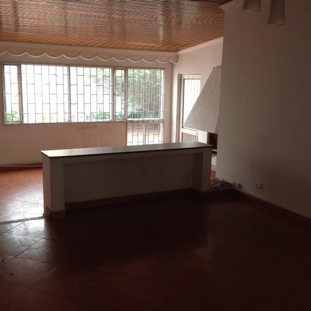 ARRIENDO CASA COMERCIAL