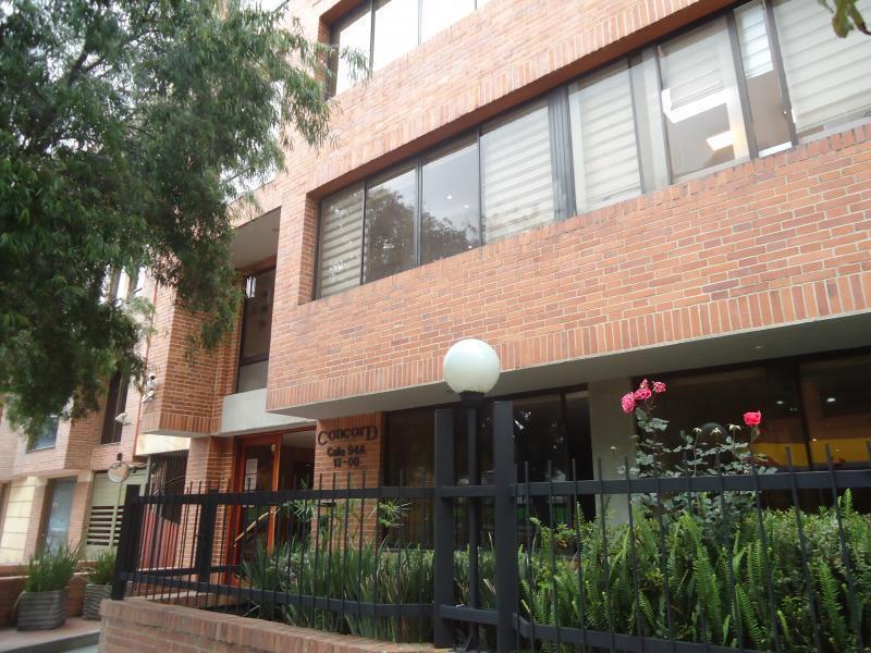 Cod. ABAAV2247 Oficina En Arriendo En Bogota Chicó