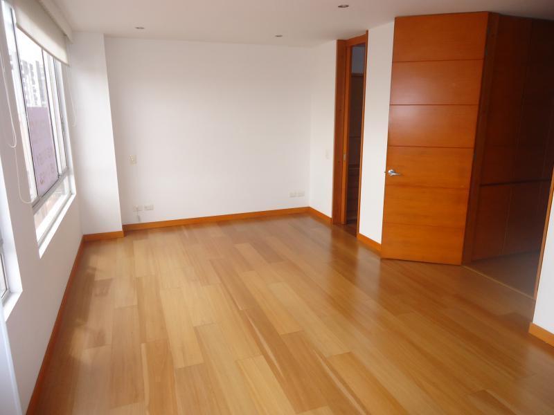 Cod. VBPRE9790 Apartamento En Venta En Bogota Santa Bárbara