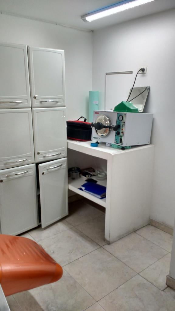 GANGAZO Venta de Consultorio Odontologico con pacientes en GENERAL y de ORTODONCIA en zona comercial de SUBA