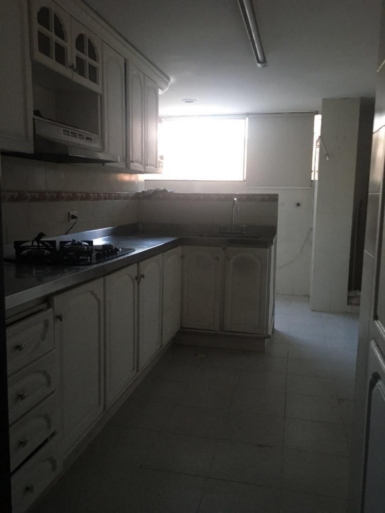 AMPLIO APARTAMENTO EN VENTA ALTOS DE RIOMAR