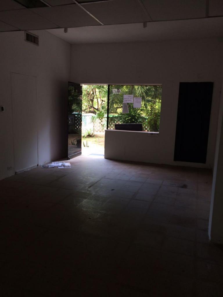 LOCAL EN ARRIENDO BARRIO RECREO