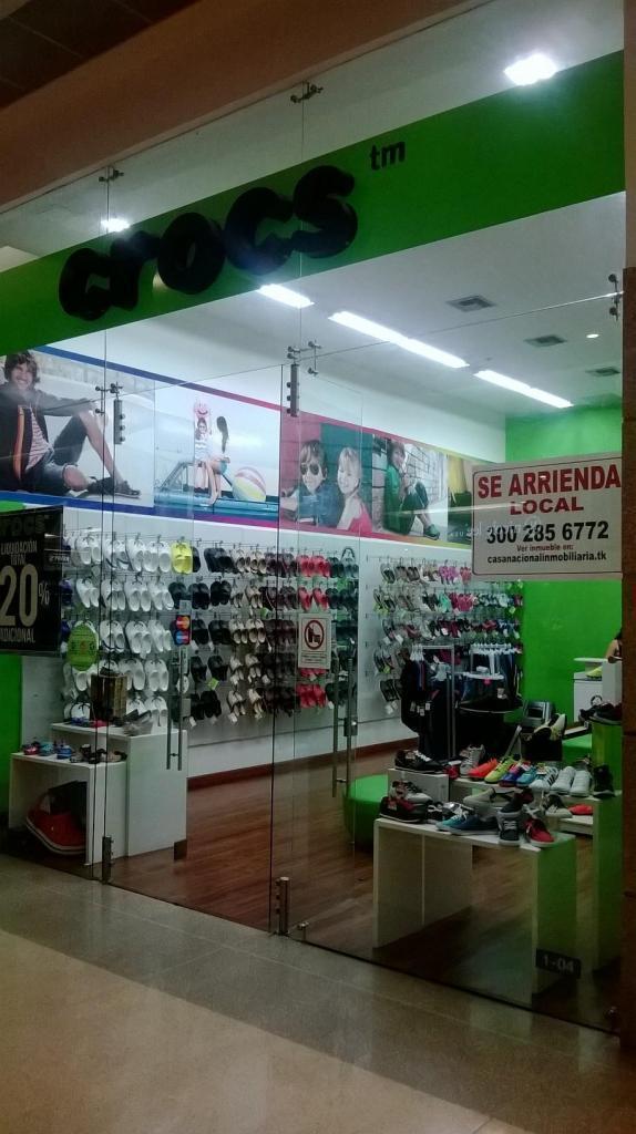 Se arrienda local comercial